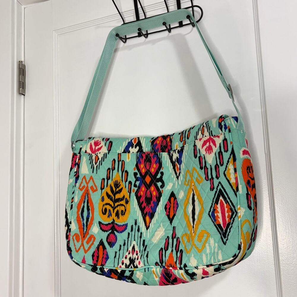 Vera Bradley Essential Messenger Bag quilted Pueblo print - Picture 5 of 15